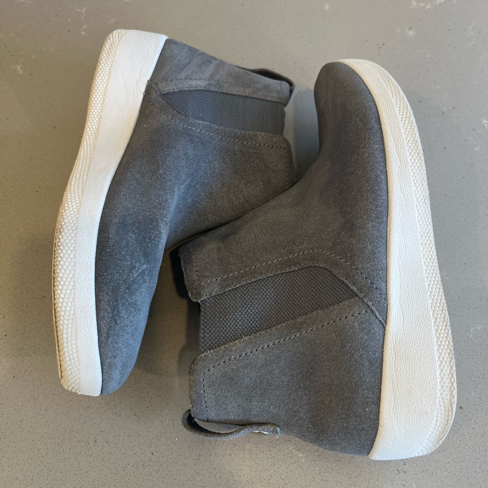 Fit Flop Gray Suede Ankle Boots Booties Shoes Women’s Size 6.5 - Picture 10 of 12